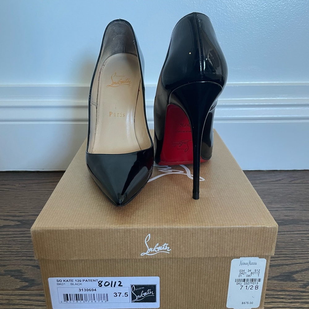 Christian Louboutin So Kate 120mm